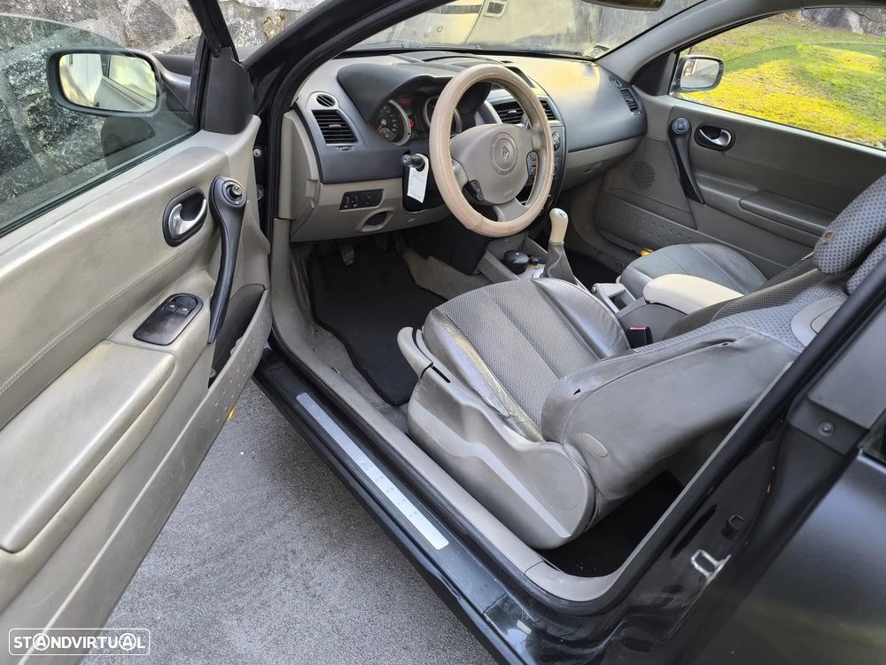 Renault Mégane 1.5 dCi Confort Dynamique - 8