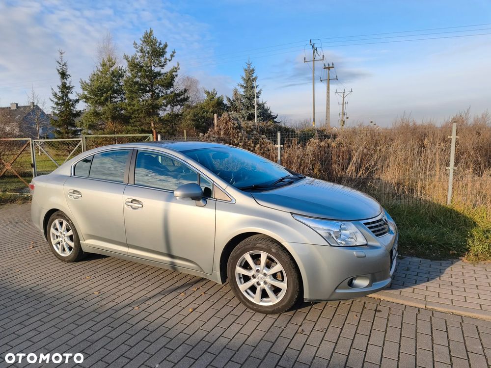 Toyota Avensis 2.0 Sol plus - 13