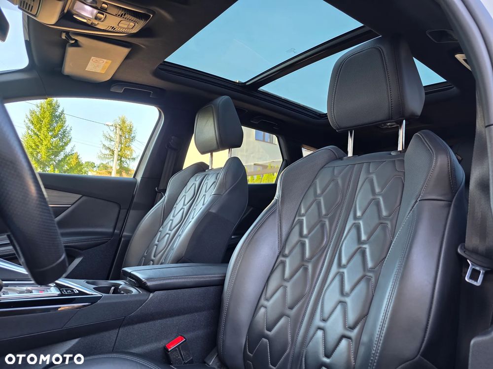 Peugeot 3008 1.6 PureTech HYbrid4 GT S&S EAT8 - 21