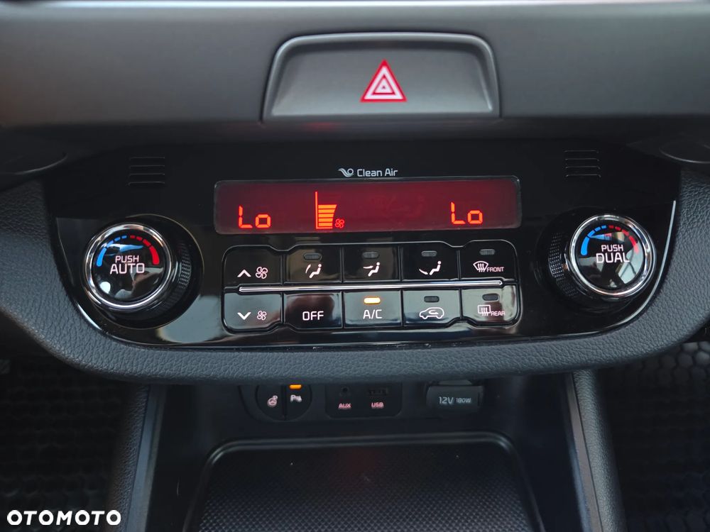 Kia Sportage 1.7 CRDI 2WD Attract - 27