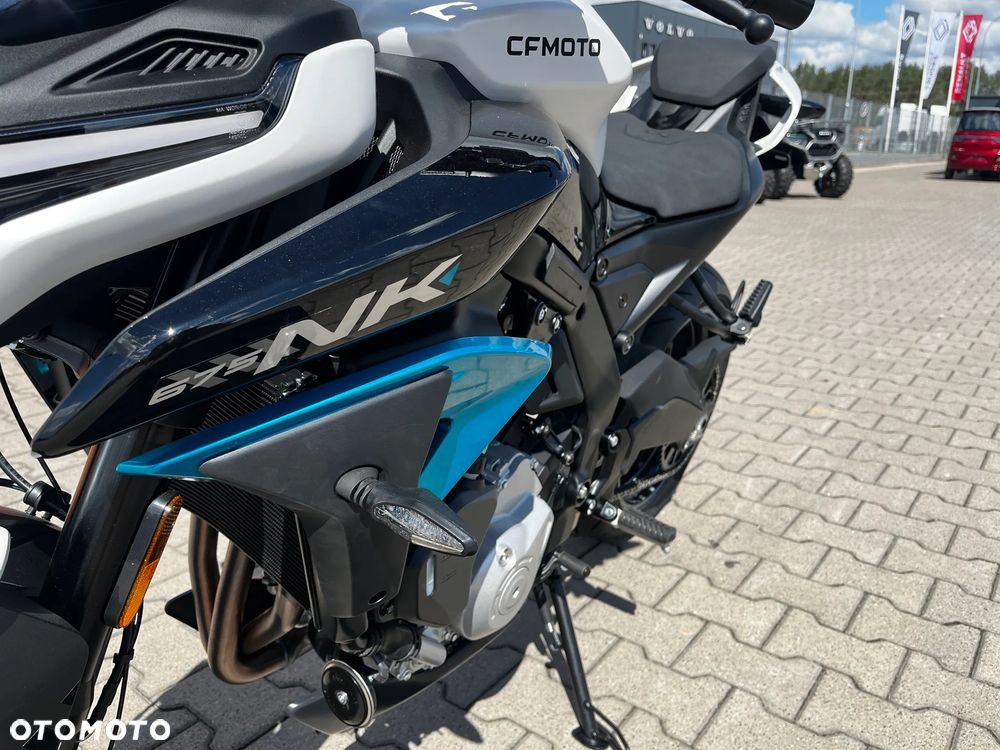CFMoto 675NK - 13