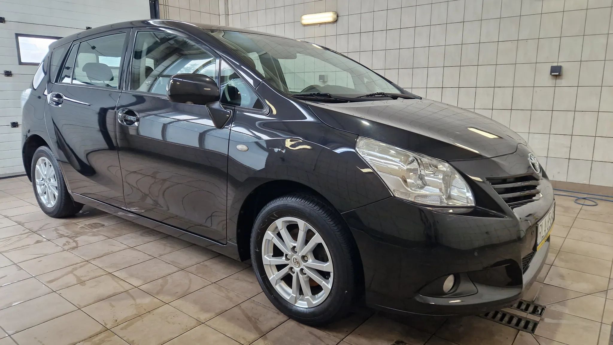 Toyota Verso 1.8 Premium EU5 - 1