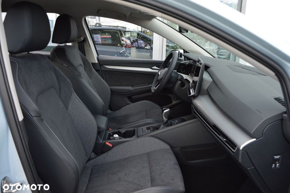 Volkswagen Golf - 21