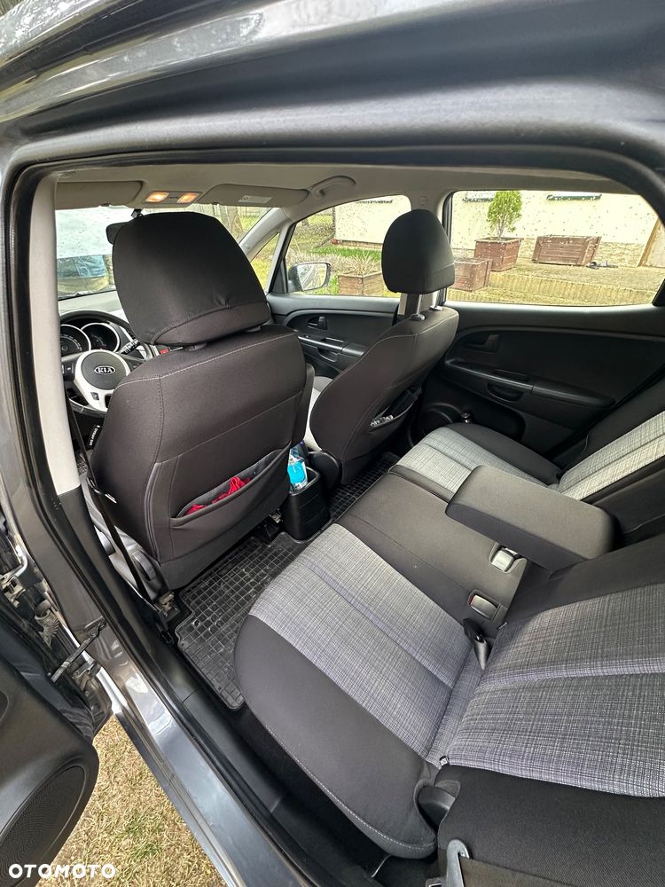 Kia Venga 1.6 CVVT Fifa World Cup Edition - 14