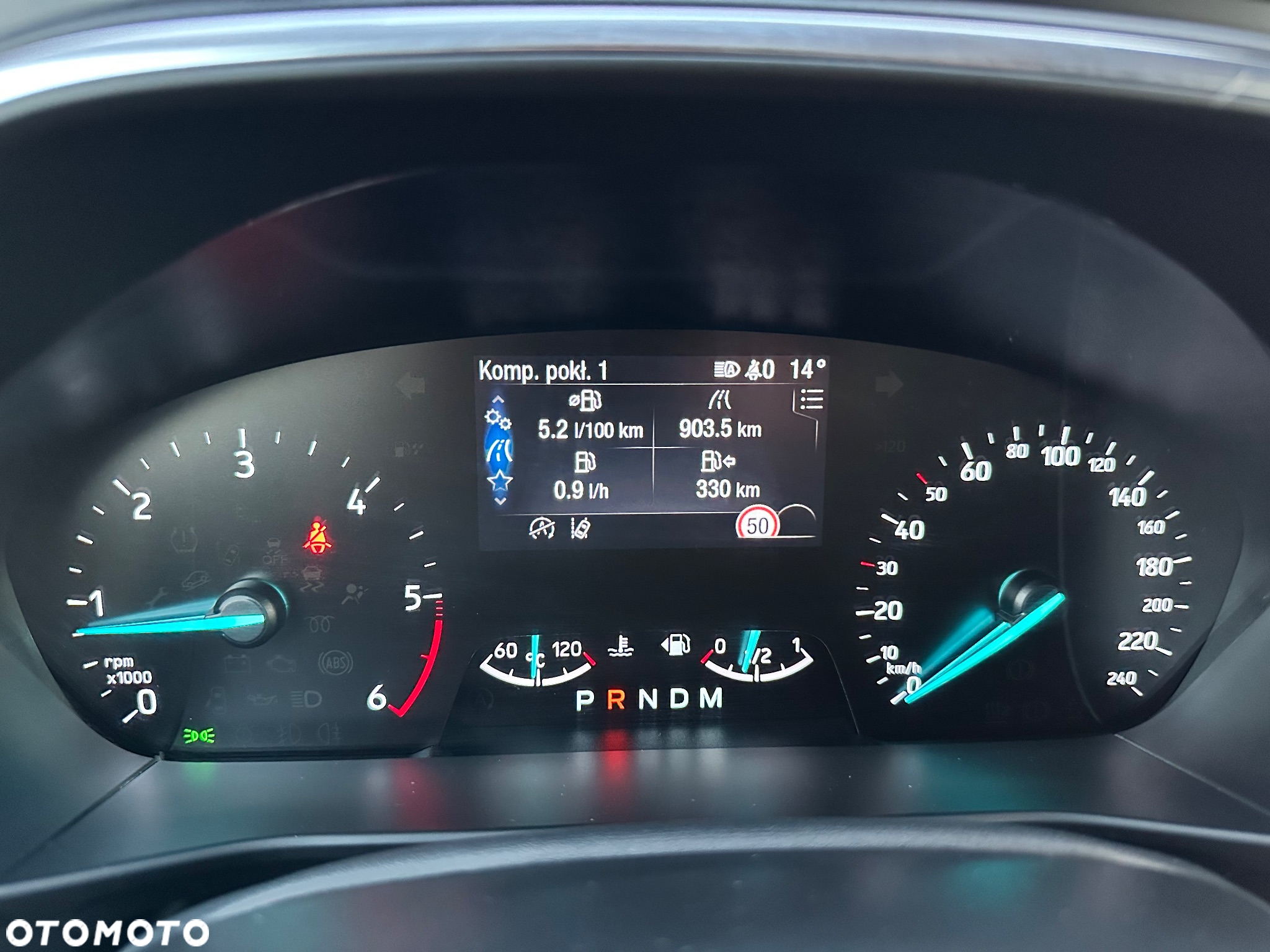 Ford Focus Turnier 1.5 EcoBlue Start-Stopp-System TITANIUM DESIGN - 10