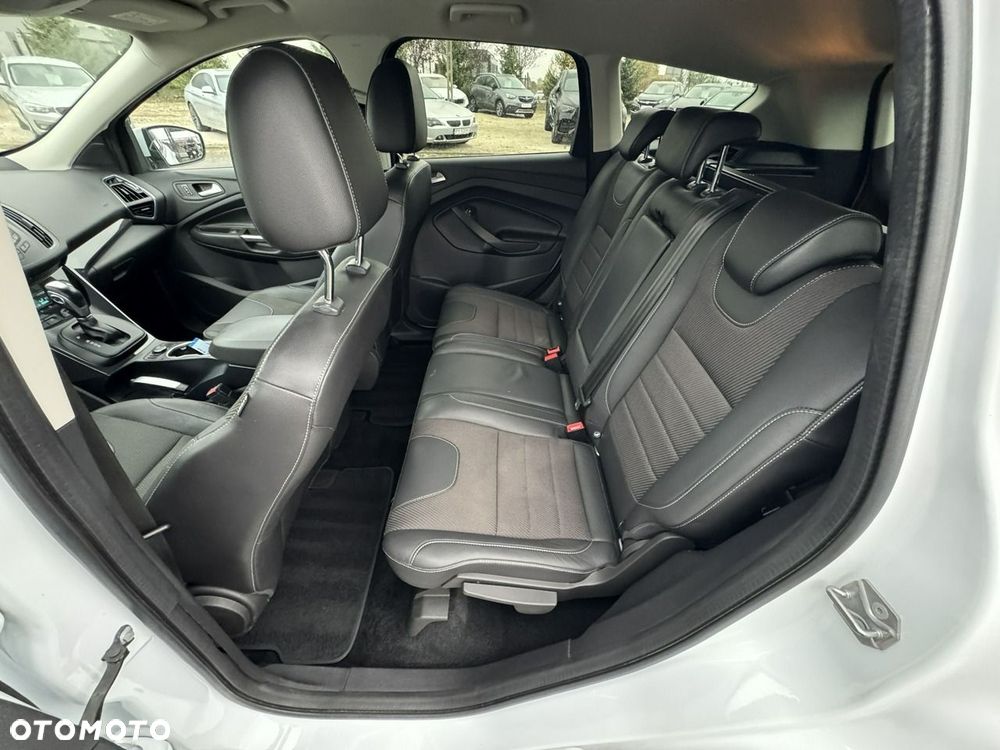 Ford Kuga 2.0 TDCi AWD Titanium - 24
