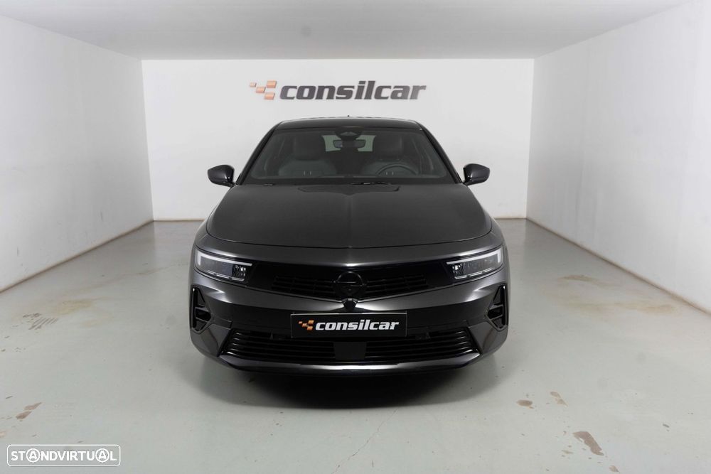 Opel Astra 1.2 T GS Line Aut. - 3