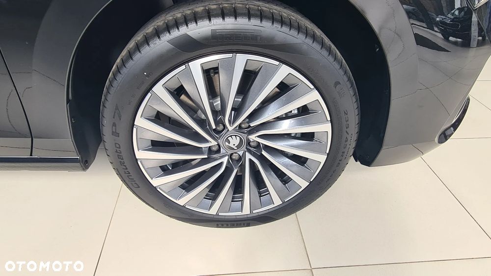 Skoda Superb 2.0 TSI L&K DSG - 5