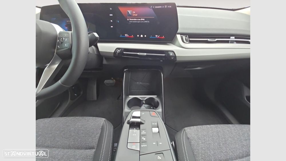 BMW iX2 eDrive20 - 12