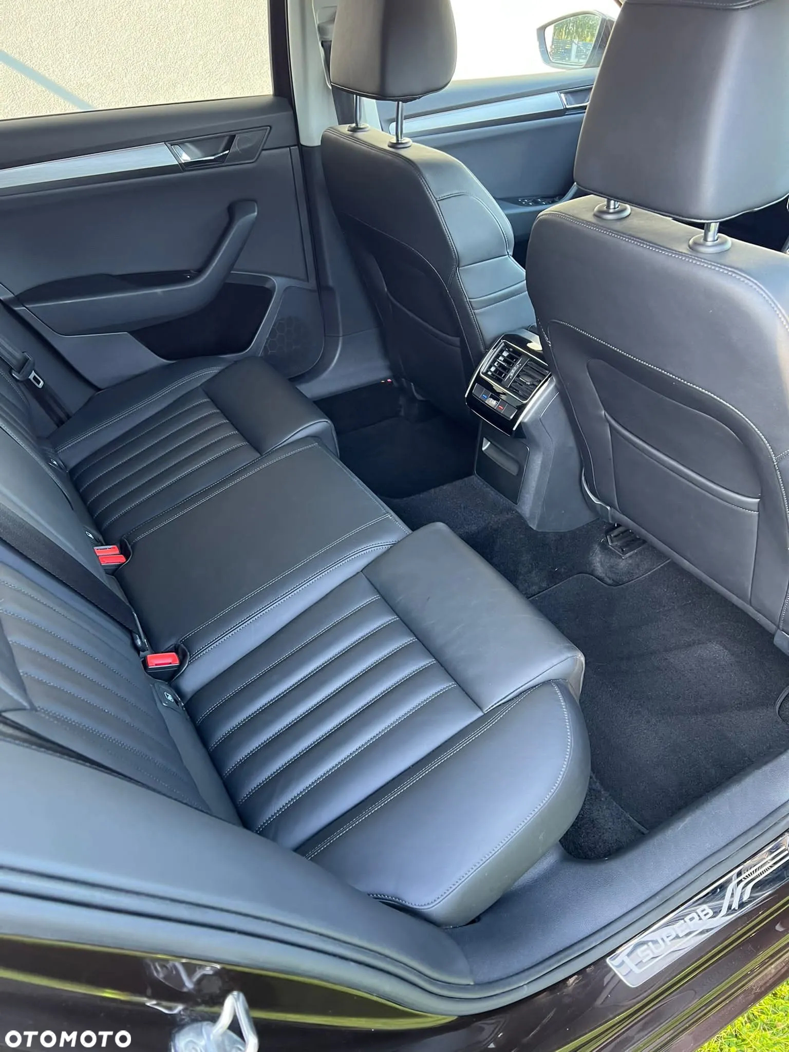 Skoda Superb 2.0 TDI SCR Style DSG - 17