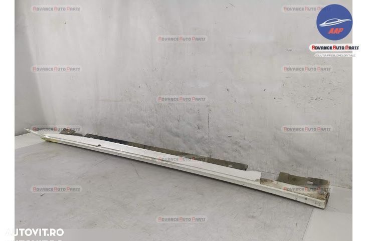 Ornament Prag Dreapta original Mercedes-Benz  CLS-klasse AMG  C218 fac - 2