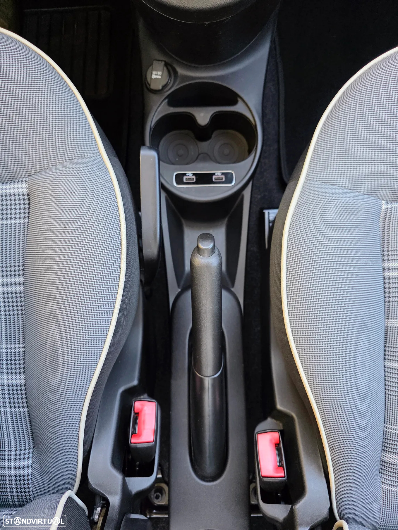 Fiat 500 1.0 Hybrid Lounge - 40