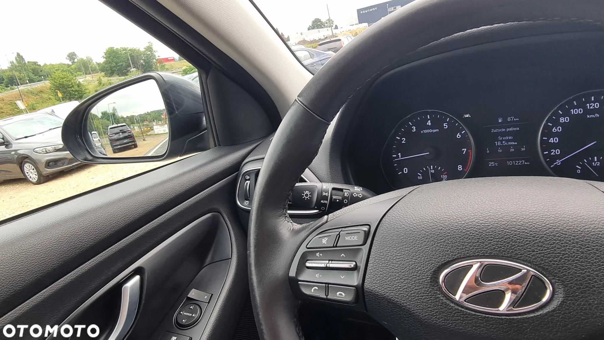 Hyundai i30 1.5 DPI Modern - 21