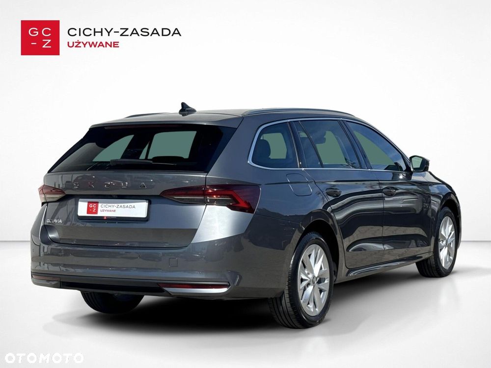 Skoda Octavia 1.5 TSI mHEV Selection DSG - 5