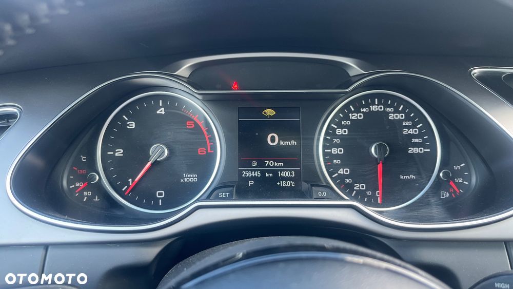 Audi A4 Avant 2.0 TDI DPF quattro S tronic Ambition - 27