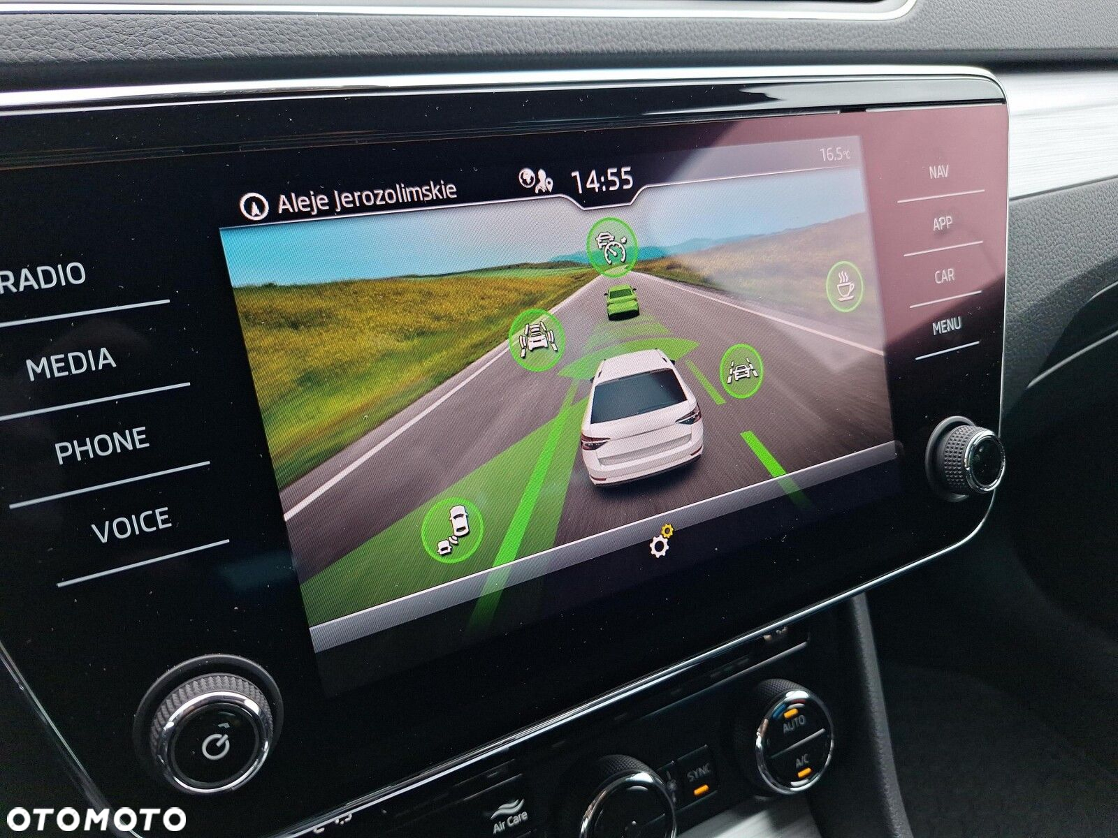 Skoda Superb 2.0 TDI SCR 4x4 Ambition DSG - 21