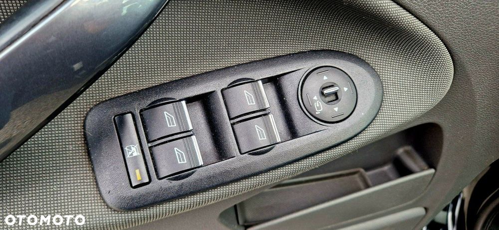 Ford Kuga 2.0 TDCi Titanium - 35