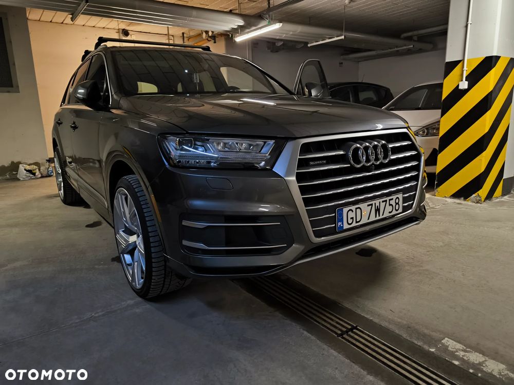 Audi Q7 - 21