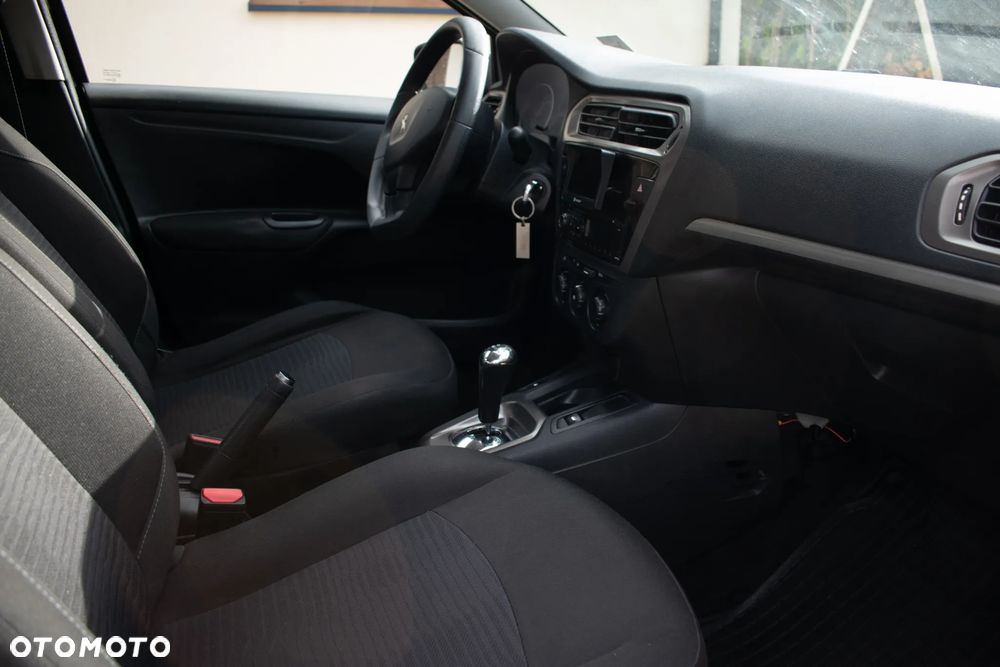 Peugeot 301 - 24