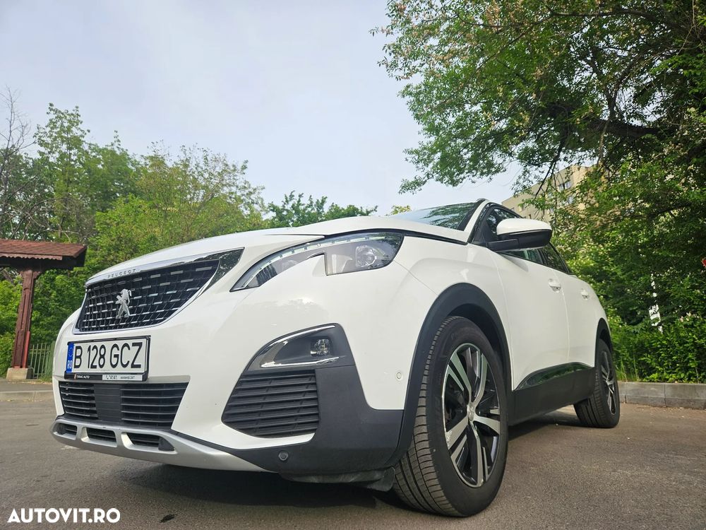 Peugeot 3008 PureTech 130 Stop & Start EAT6 Allure - 1