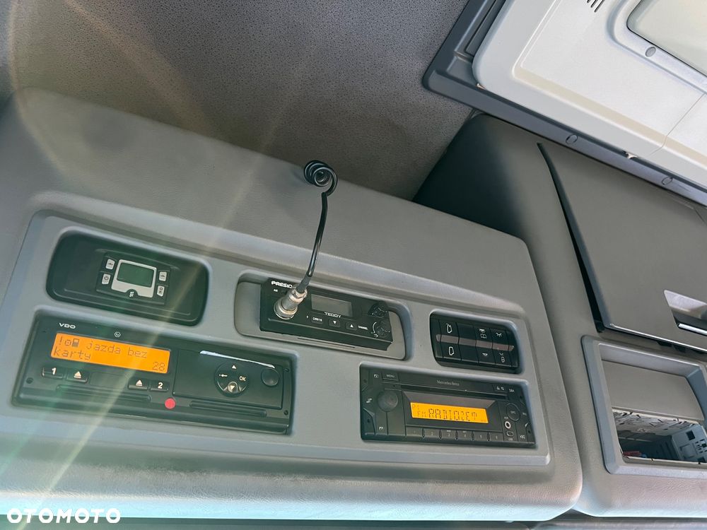 Mercedes-Benz Atego 823 - 11