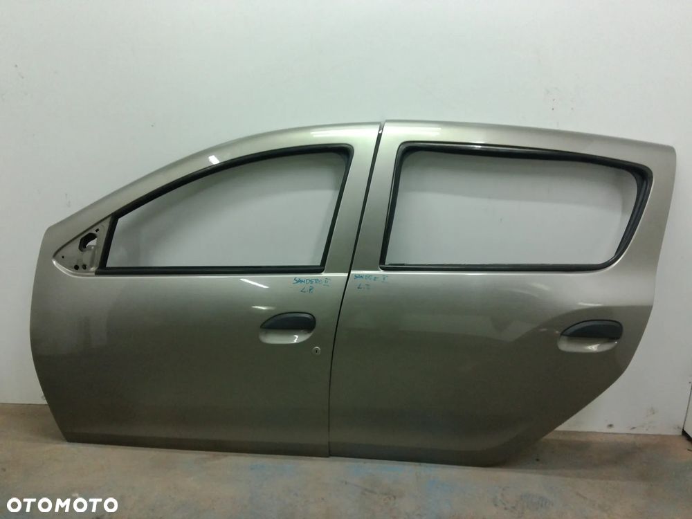 DACIA SANDERO II 12-20 DRZWI LEWE TYŁ TYLNE TEHNK