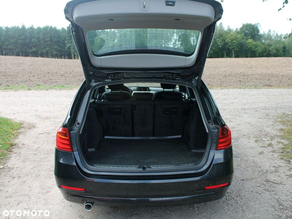 BMW Seria 3 - 30