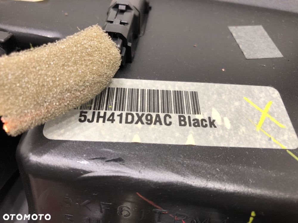 KRATKA NAWIEWU PRZÓD  DODGE DAKOTA 2003 - 2022 3.7 157 kW [213 KM] benzyna 2003 - 2022 - 4