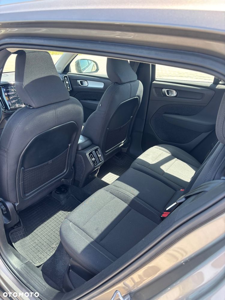Volvo XC 40 T3 Momentum Core - 10