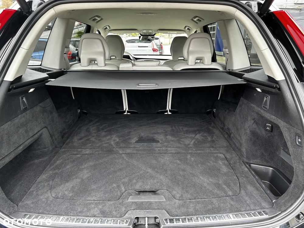 Volvo XC 90 - 29