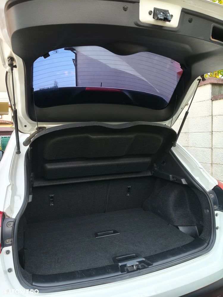 Nissan Qashqai 1.5 DCI Start/Stop N-Connecta - 12