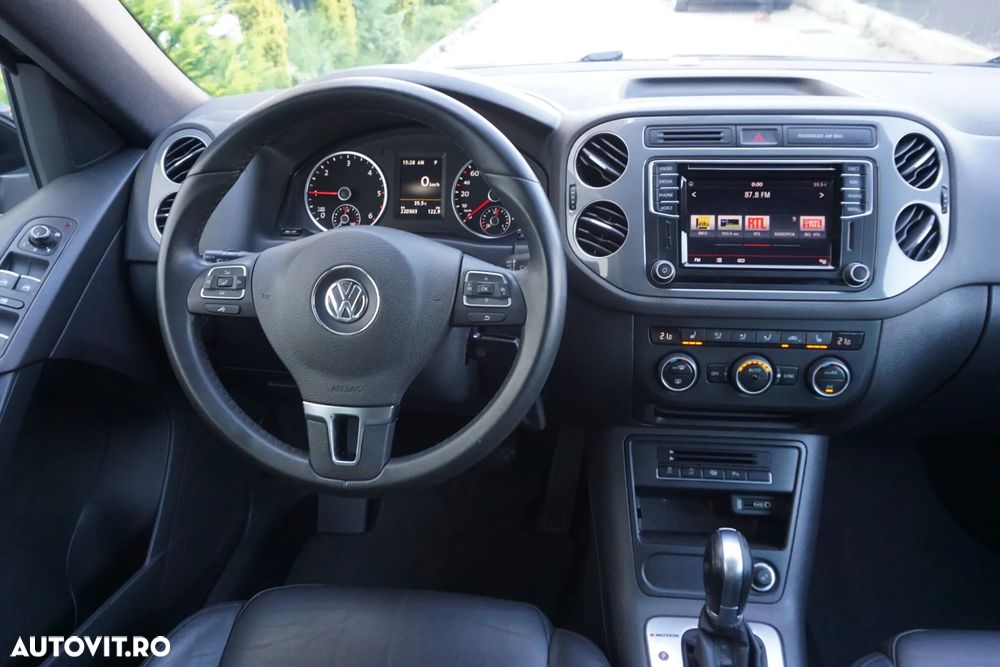 Volkswagen Tiguan 2.0 TDI SCR 4MOTION BlueMotion Technology DSG Lounge Sport & Style - 10
