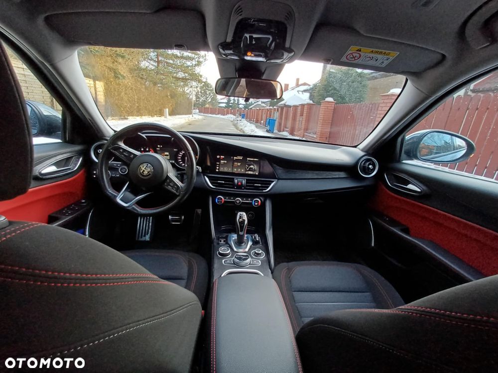 Alfa Romeo Giulia 2.0 Turbo Business - 6