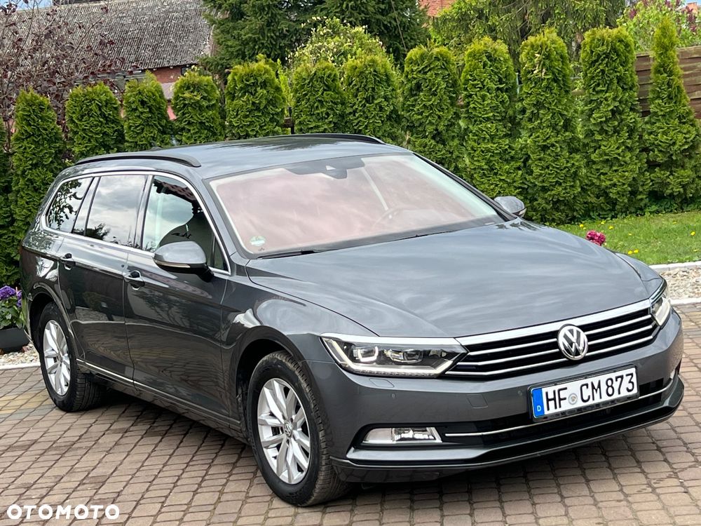 Volkswagen Passat - 2
