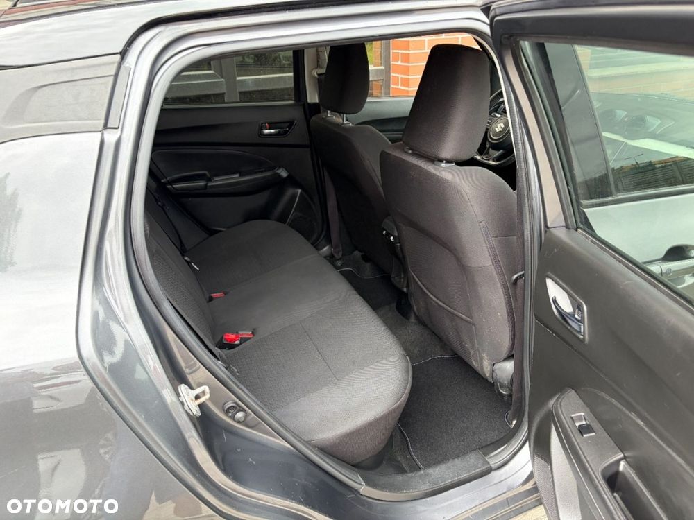 Suzuki Swift - 17