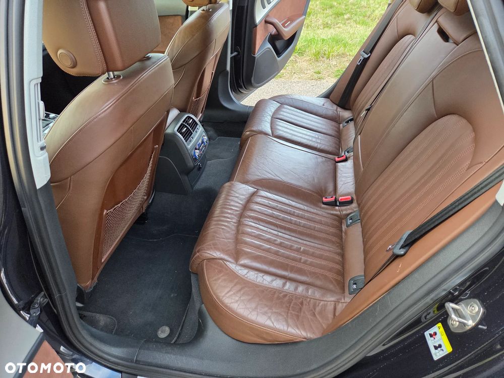Audi A6 Avant - 13