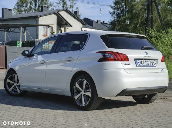 Peugeot 308 1.5 BlueHDi Allure S&S - 15