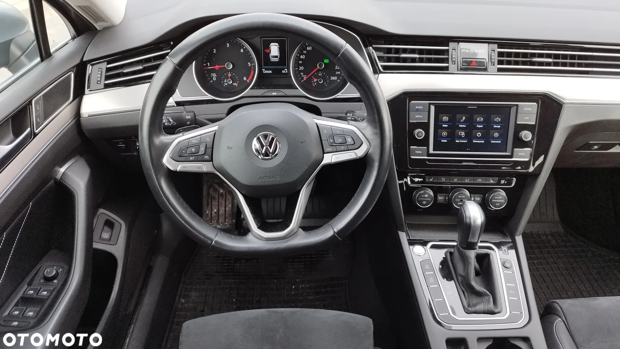 Volkswagen Passat 2.0 TDI EVO Elegance DSG - 16