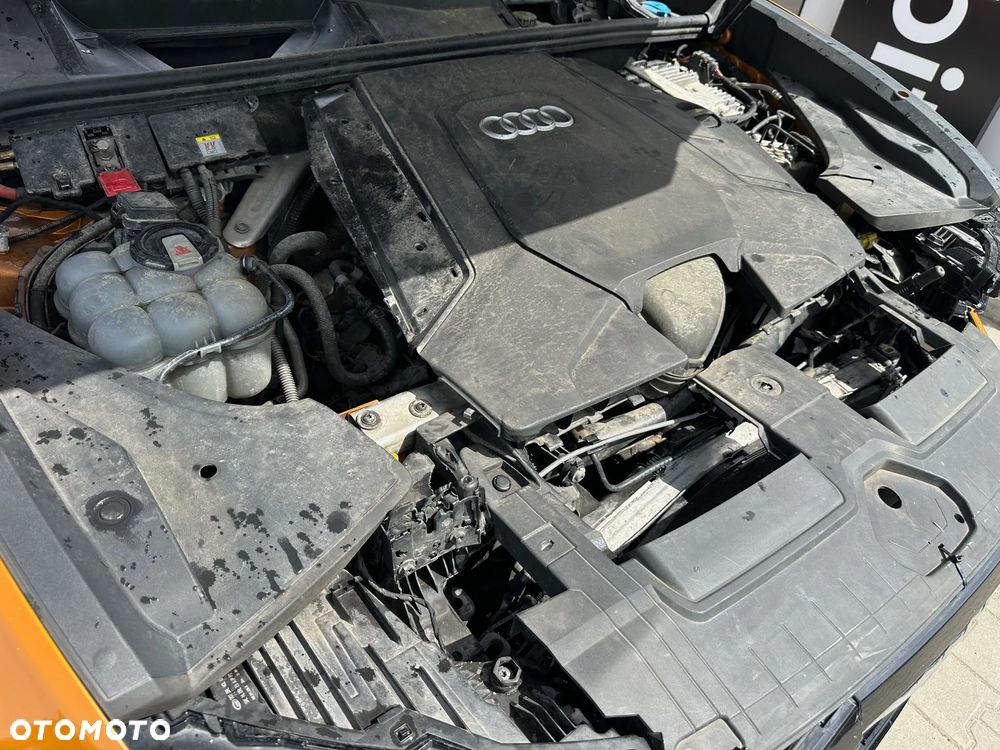 Audi Q8 55 TFSI mHEV Quattro Tiptronic - 18