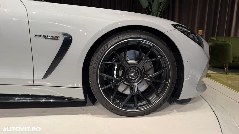 Mercedes-Benz AMG GT - 5