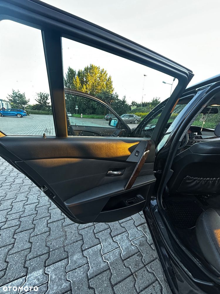 BMW Seria 5 - 13