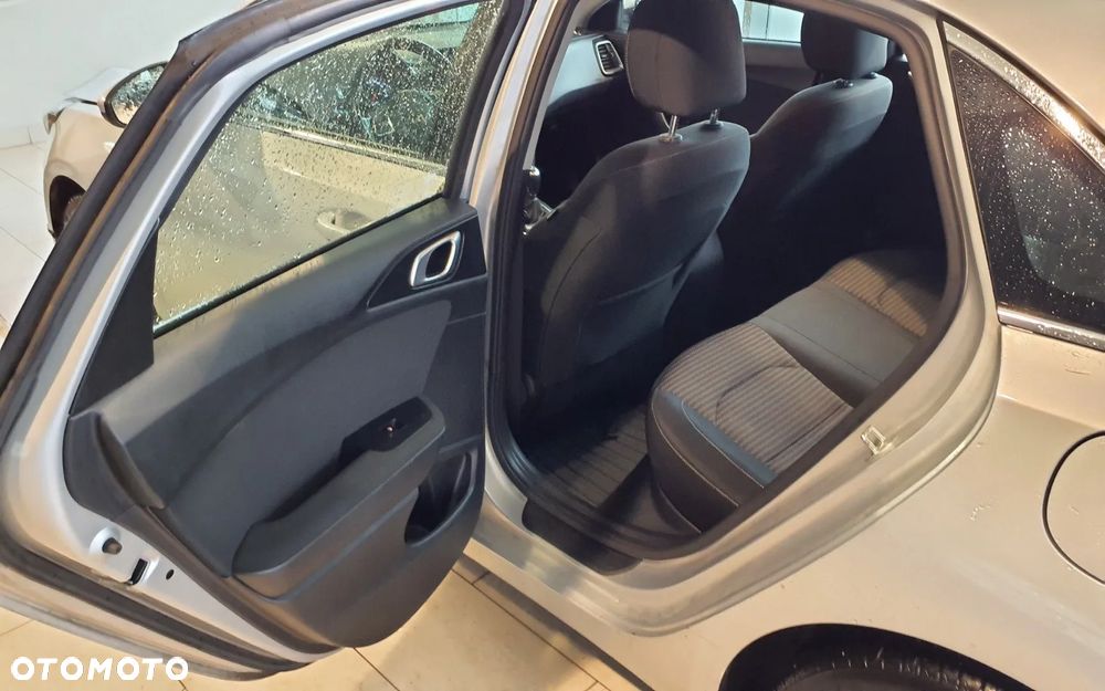 Kia Ceed 1.0 T-GDI M - 8