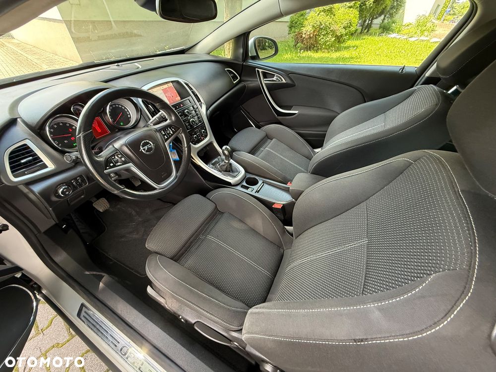 Opel Astra 1.4 Turbo Innovation - 11