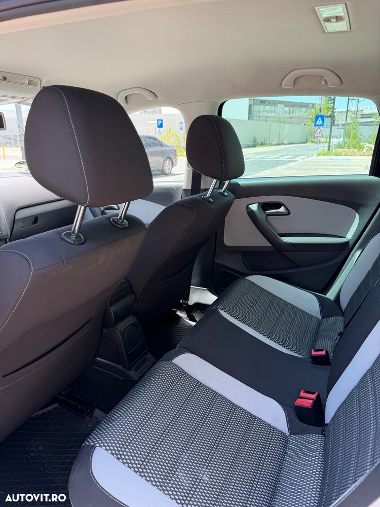 Volkswagen Polo 1.4 Comfortline - 8