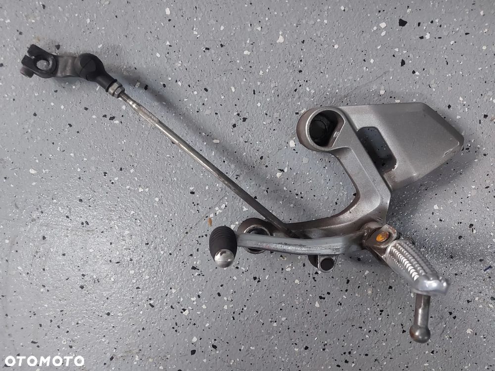 Yamaha MT09 set podnóżek dźwignia - 1