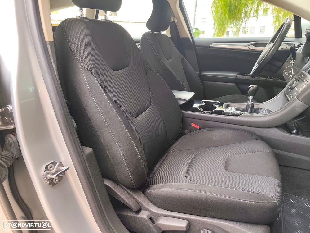 Ford Mondeo SW 1.5 TDCi Titanium ECOnetic - 23