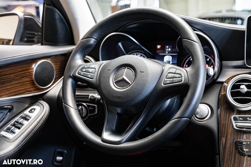 Mercedes-Benz GLC Coupe 220 d 4Matic 9G-TRONIC AMG Line - 30