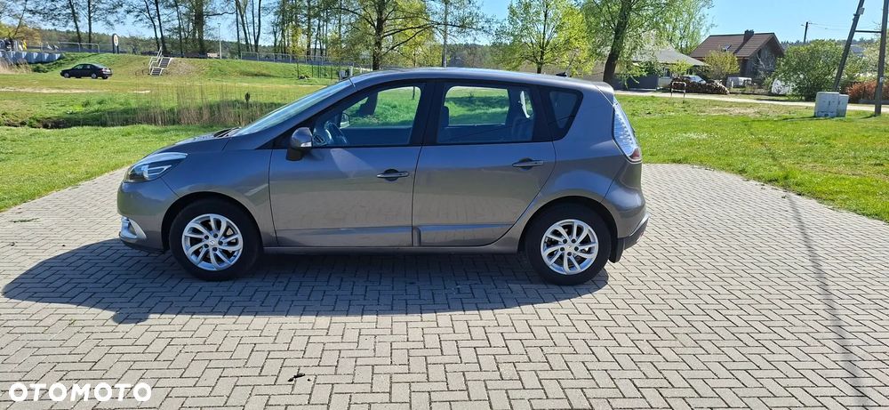 Renault Scenic - 1