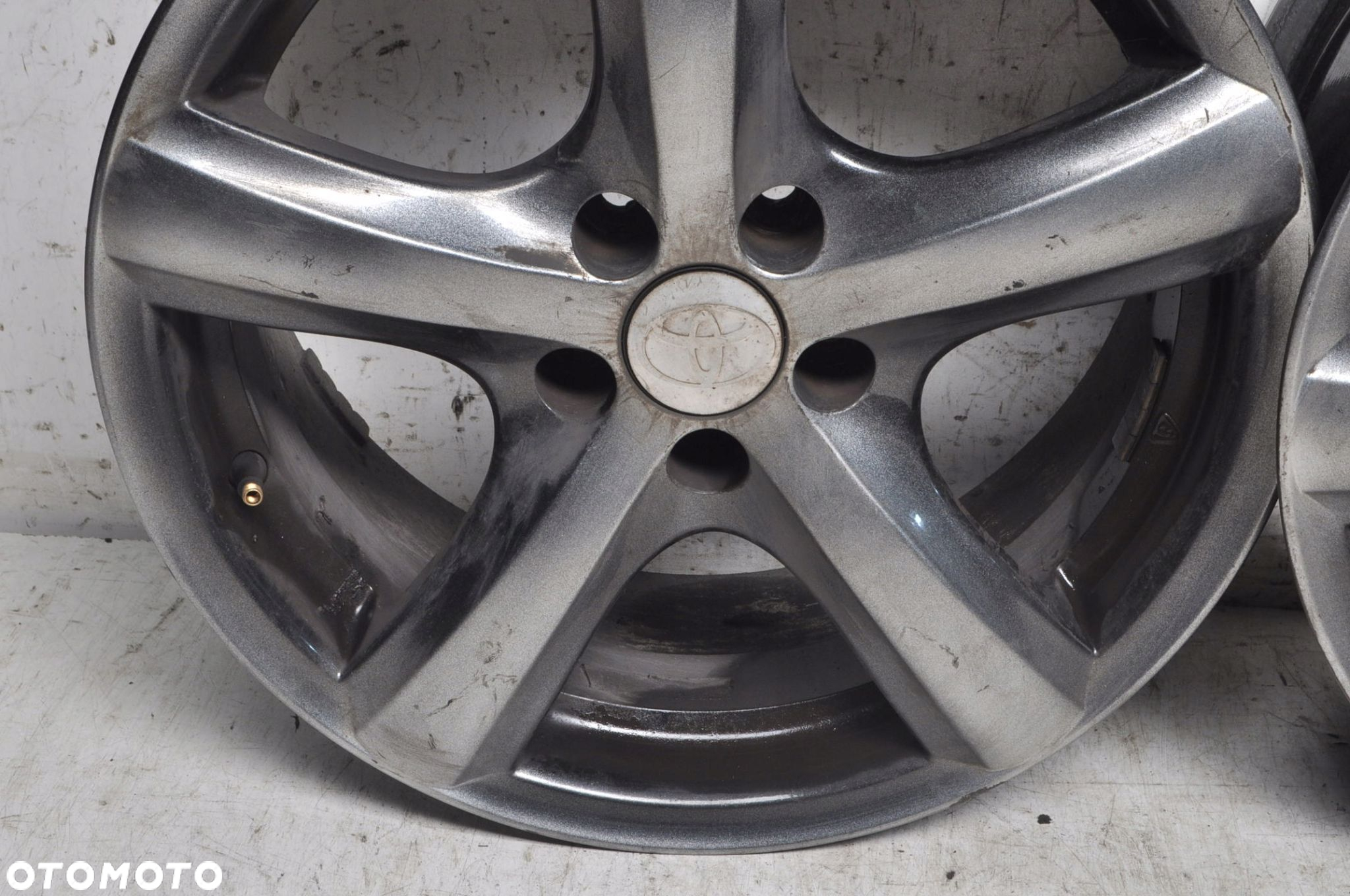TOYOTA ATT VW SKODA AUDI FELGI ALUMINIOWE 5X112 R16 ATT640 KOMPLET - 13