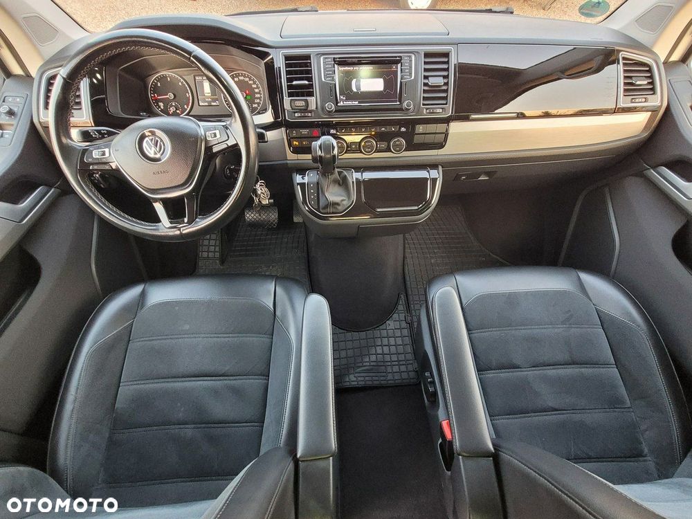 Volkswagen Multivan - 32